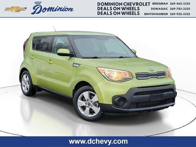 2017 Kia Soul Base FWD photo