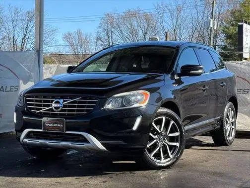 2017 Volvo XC60 Dynamic AWD photo