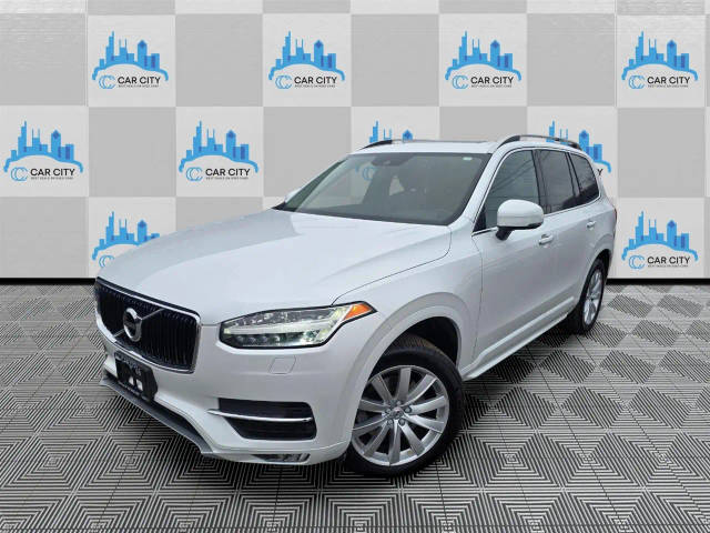 2018 Volvo XC90 Momentum AWD photo
