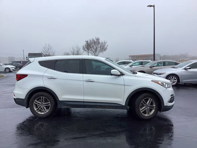2018 Hyundai Santa Fe Sport 2.4L FWD photo