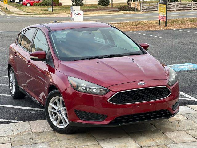 2017 Ford Focus SE FWD photo