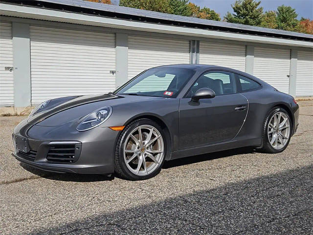 2018 Porsche 911 Carrera RWD photo