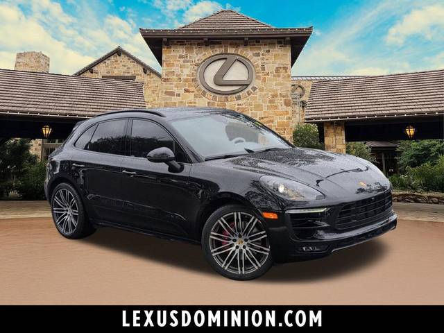 2018 Porsche Macan GTS AWD photo
