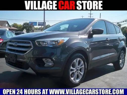 2017 Ford Escape SE FWD photo