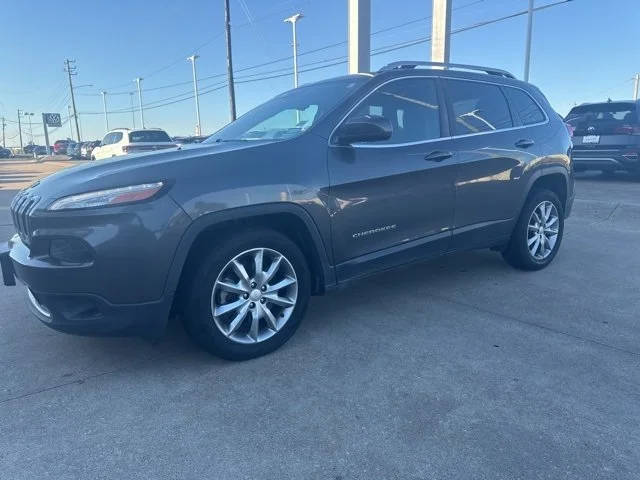 2017 Jeep Cherokee Limited FWD photo