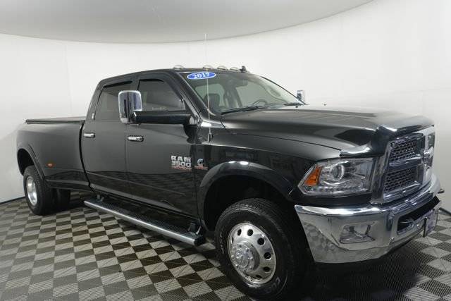 2017 Ram 3500 Laramie 4WD photo