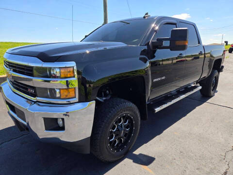 2017 Chevrolet Silverado 2500HD LT 4WD photo