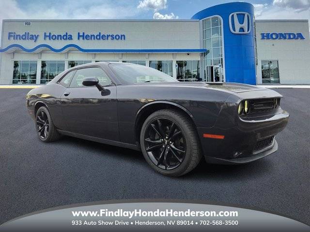 2017 Dodge Challenger SXT Plus RWD photo
