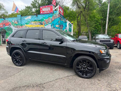 2017 Jeep Grand Cherokee Altitude 4WD photo