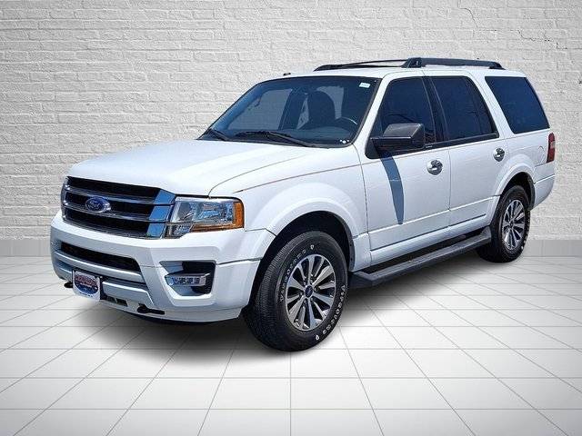 2017 Ford Expedition XLT 4WD photo