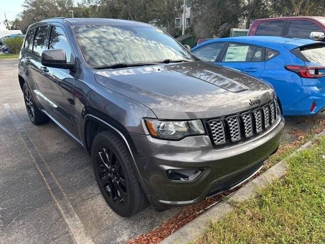 2017 Jeep Grand Cherokee Altitude RWD photo