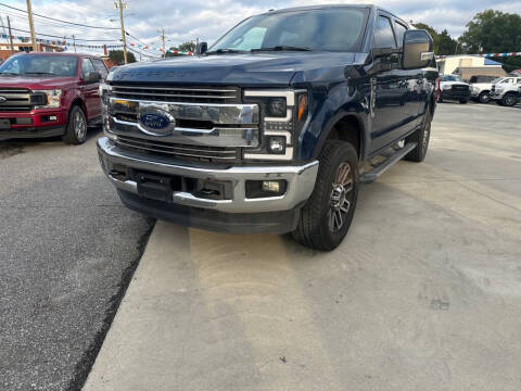 2017 Ford F-250 Super Duty Lariat 4WD photo