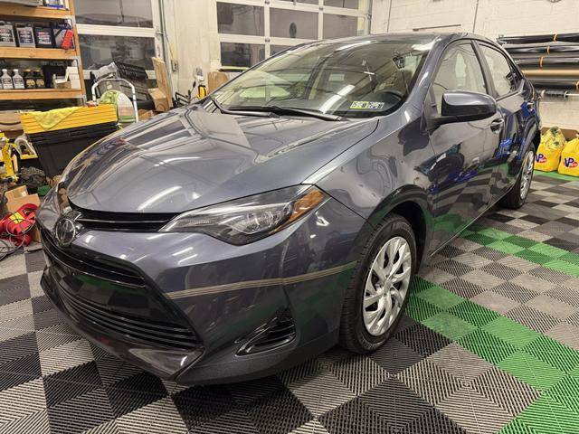 2017 Toyota Corolla LE FWD photo