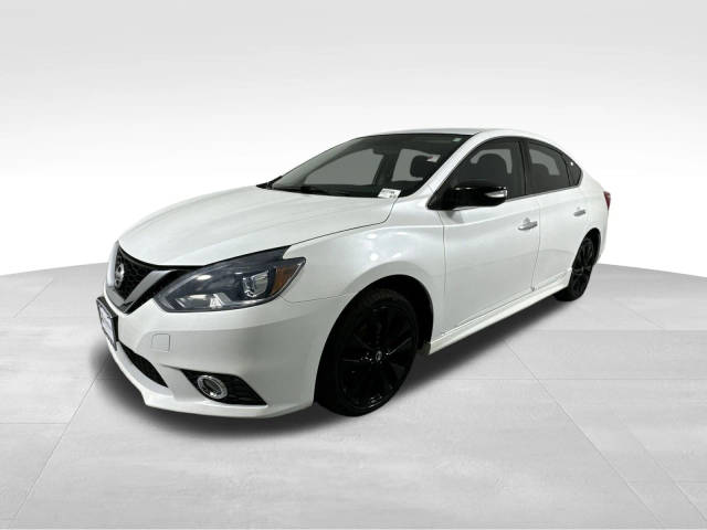 2017 Nissan Sentra SR FWD photo