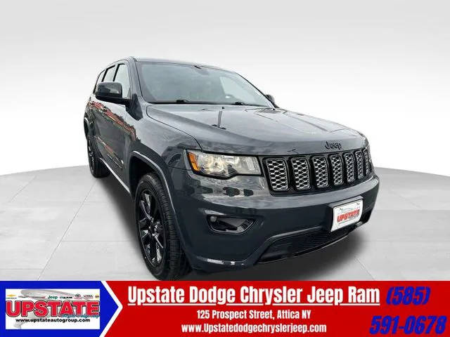 2017 Jeep Grand Cherokee Altitude 4WD photo