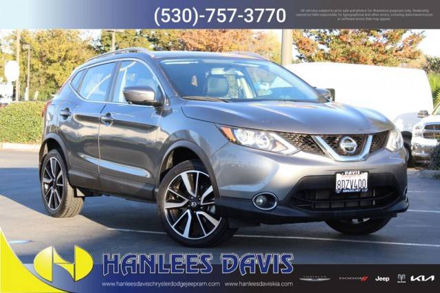 2017 Nissan Rogue Sport SL FWD photo