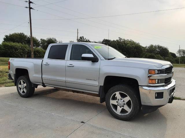 2017 Chevrolet Silverado 2500HD LTZ 4WD photo