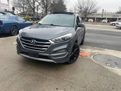 2017 Hyundai Tucson Night AWD photo