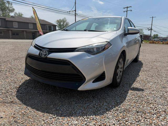 2017 Toyota Corolla LE FWD photo