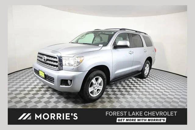 2016 Toyota Sequoia SR5 4WD photo