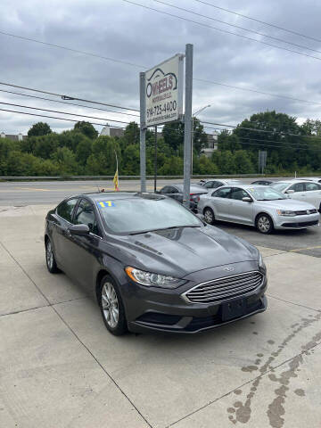 2017 Ford Fusion SE FWD photo