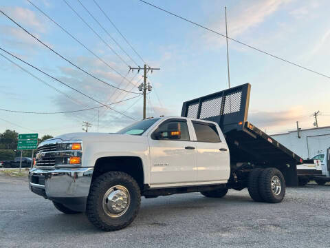 2017 Chevrolet Silverado 3500HD Work Truck 4WD photo