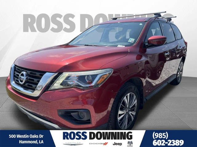 2017 Nissan Pathfinder S FWD photo