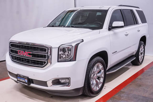 2017 GMC Yukon SLE RWD photo