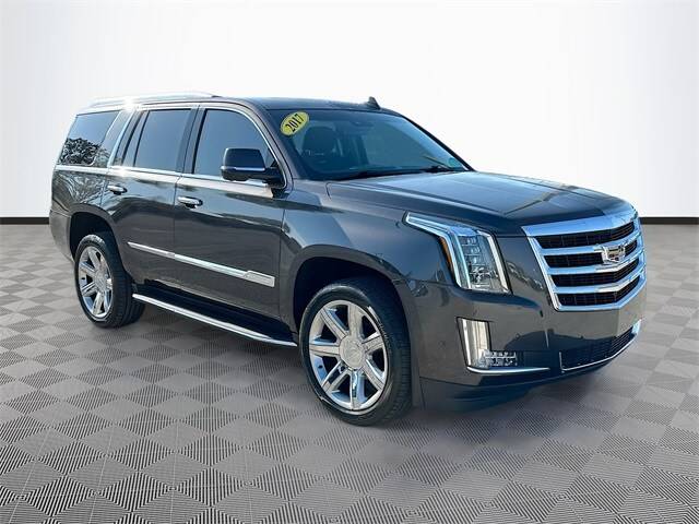 2017 Cadillac Escalade Luxury RWD photo