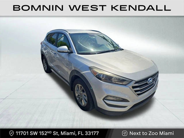 2017 Hyundai Tucson SE Plus FWD photo