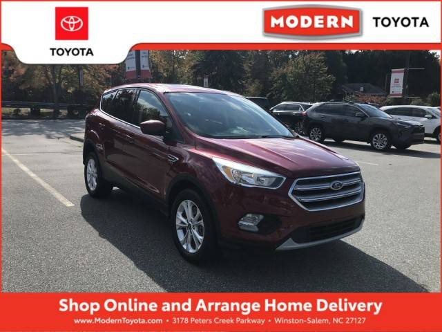 2017 Ford Escape SE 4WD photo