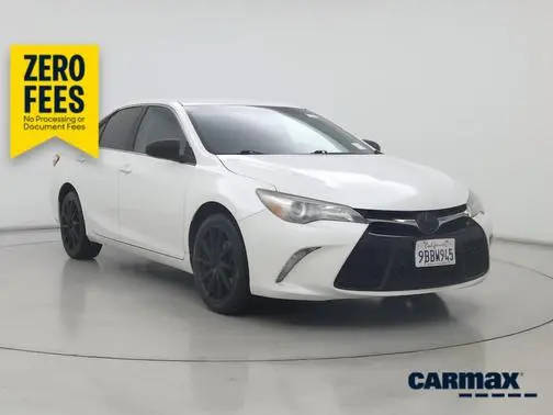 2017 Toyota Camry XSE FWD photo