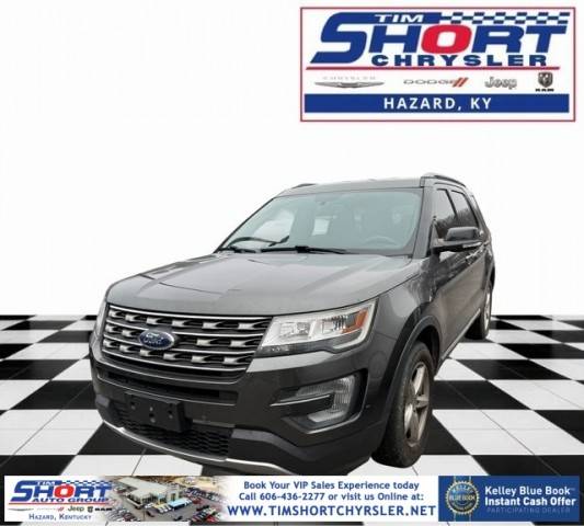 2017 Ford Explorer XLT 4WD photo