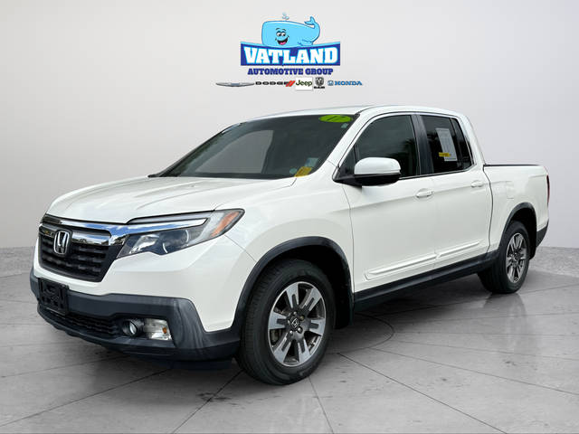2017 Honda Ridgeline RTL-T FWD photo