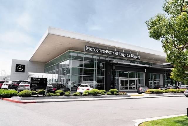 2017 Jeep Grand Cherokee Altitude 4WD photo