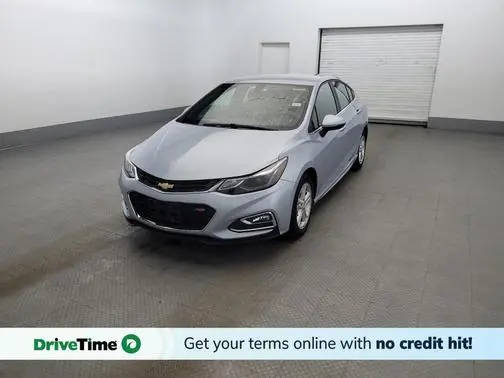 2017 Chevrolet Cruze LT FWD photo