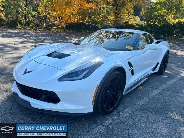 2018 Chevrolet Corvette Grand Sport 2LT RWD photo