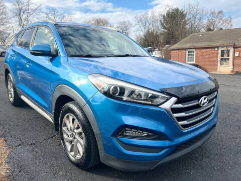 2017 Hyundai Tucson SE Plus AWD photo