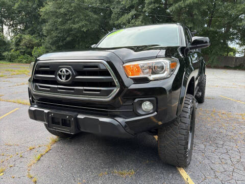 2017 Toyota Tacoma SR5 RWD photo