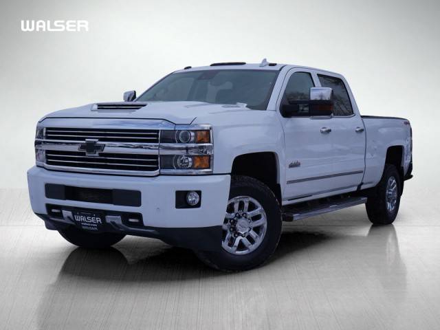 2017 Chevrolet Silverado 3500HD High Country 4WD photo