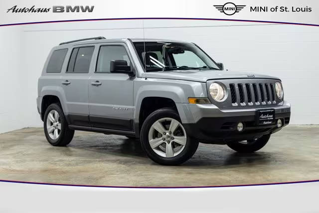 2016 Jeep Patriot Latitude 4WD photo