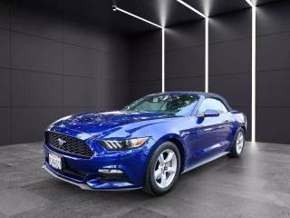 2016 Ford Mustang V6 RWD photo