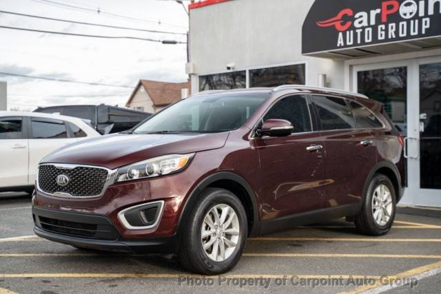 2017 Kia Sorento LX FWD photo