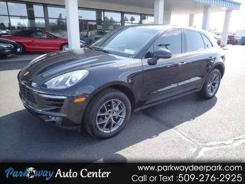 2015 Porsche Macan S AWD photo