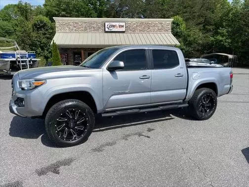 2017 Toyota Tacoma SR5 RWD photo