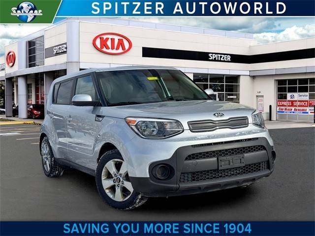 2017 Kia Soul Base FWD photo