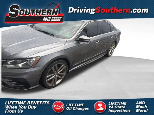 2016 Volkswagen Passat 1.8T R-Line w/Comfort Pkg FWD photo