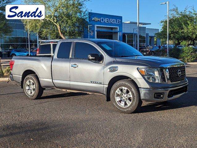 2017 Nissan Titan SV 4WD photo