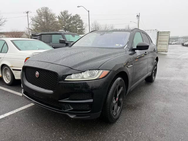 2018 Jaguar F-Pace 25t Premium AWD photo