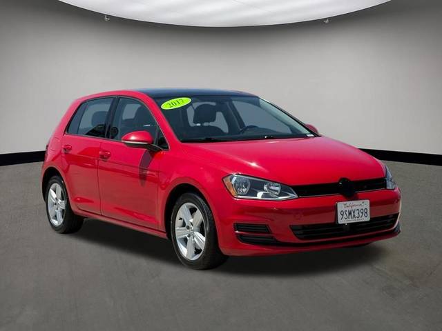 2017 Volkswagen Golf Wolfsburg Edition FWD photo